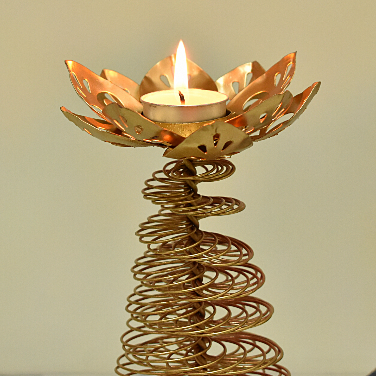 Lotus Shape Tealight Candle Stand For Indoor & Outdoor Home Decor - Rose Gold