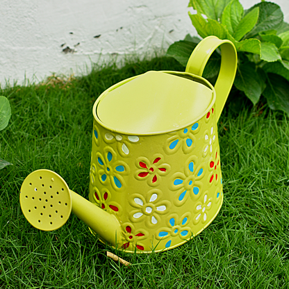 Metal Watering Canister for Home & Garden - Green (2.5 Liters)