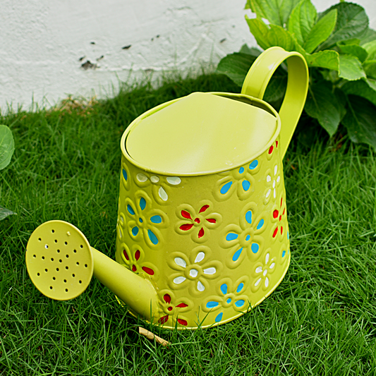 Metal Watering Canister for Home & Garden - Green (2.5 Liters)